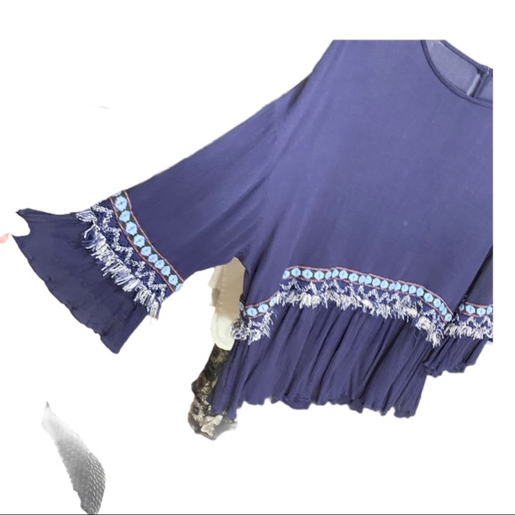 Joy Joy blue peasant blouse with embroidered detail size medium - Picture 3 of 7